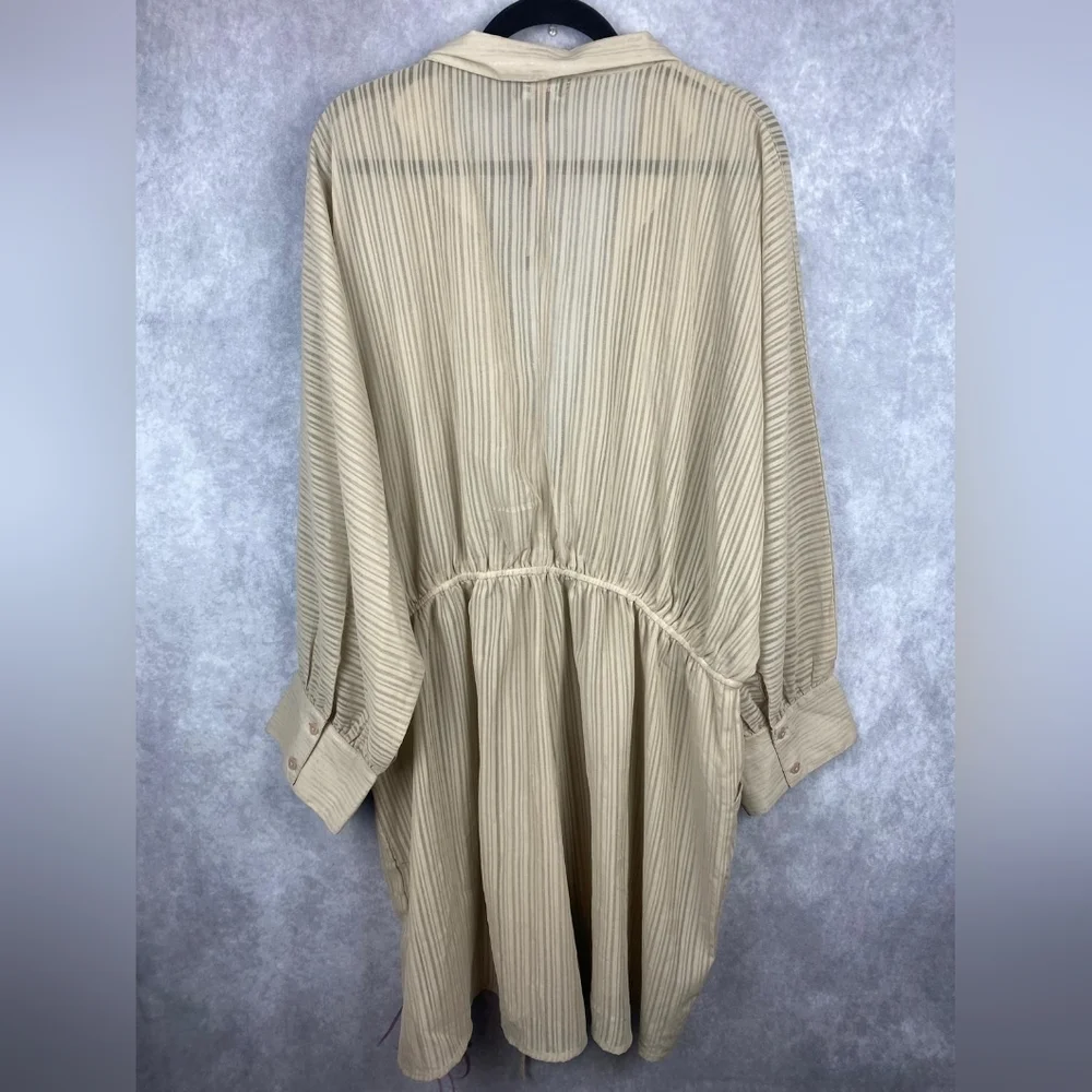 Pretty little thing  Women's Plus‎ Taupe Sheer Romper Size 18
